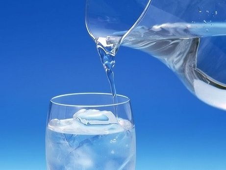 Живильна волога за прийнятну ціну: про деякі результати аналізу ринку негазованих вод в Україні